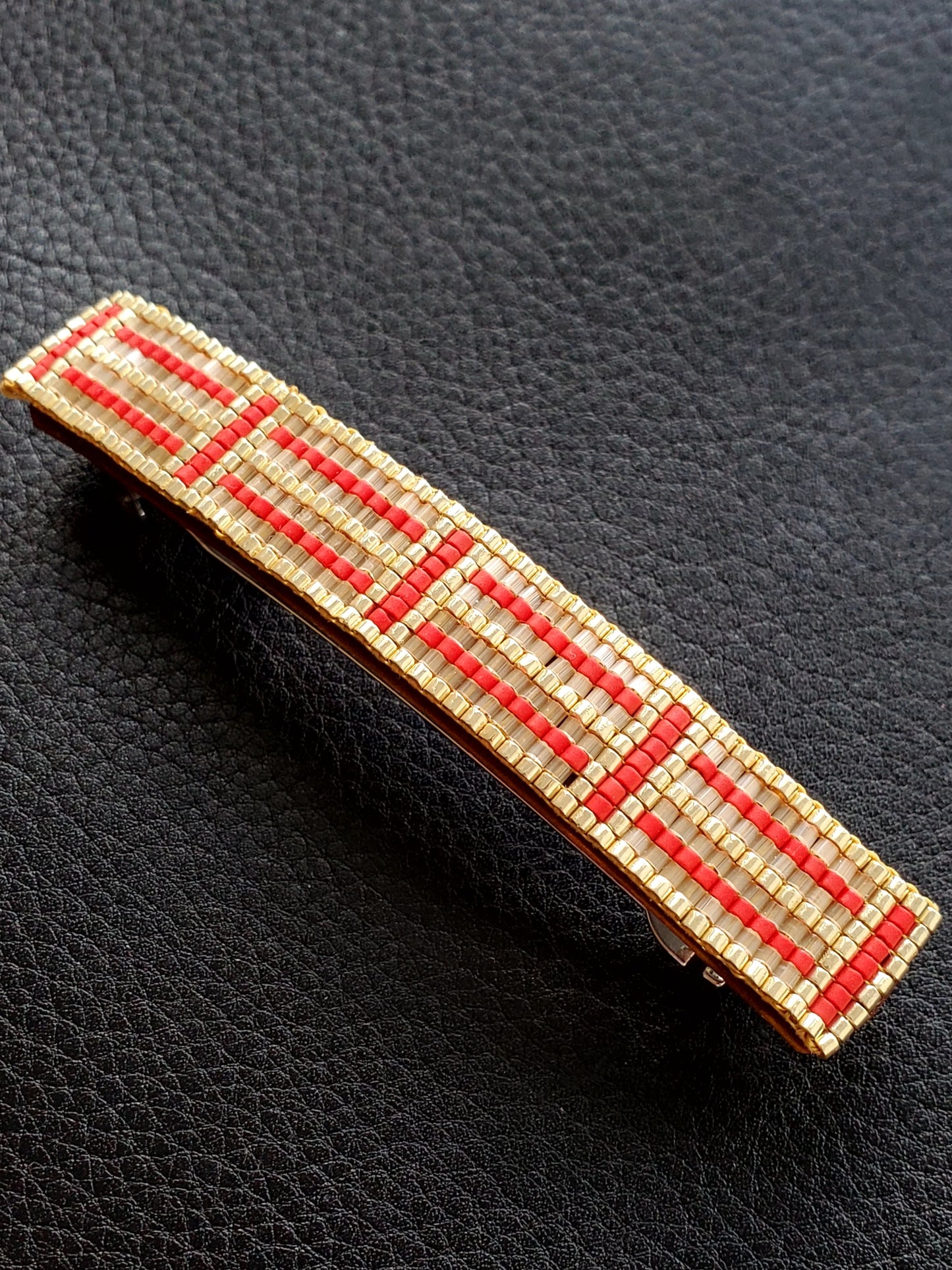 Barrette