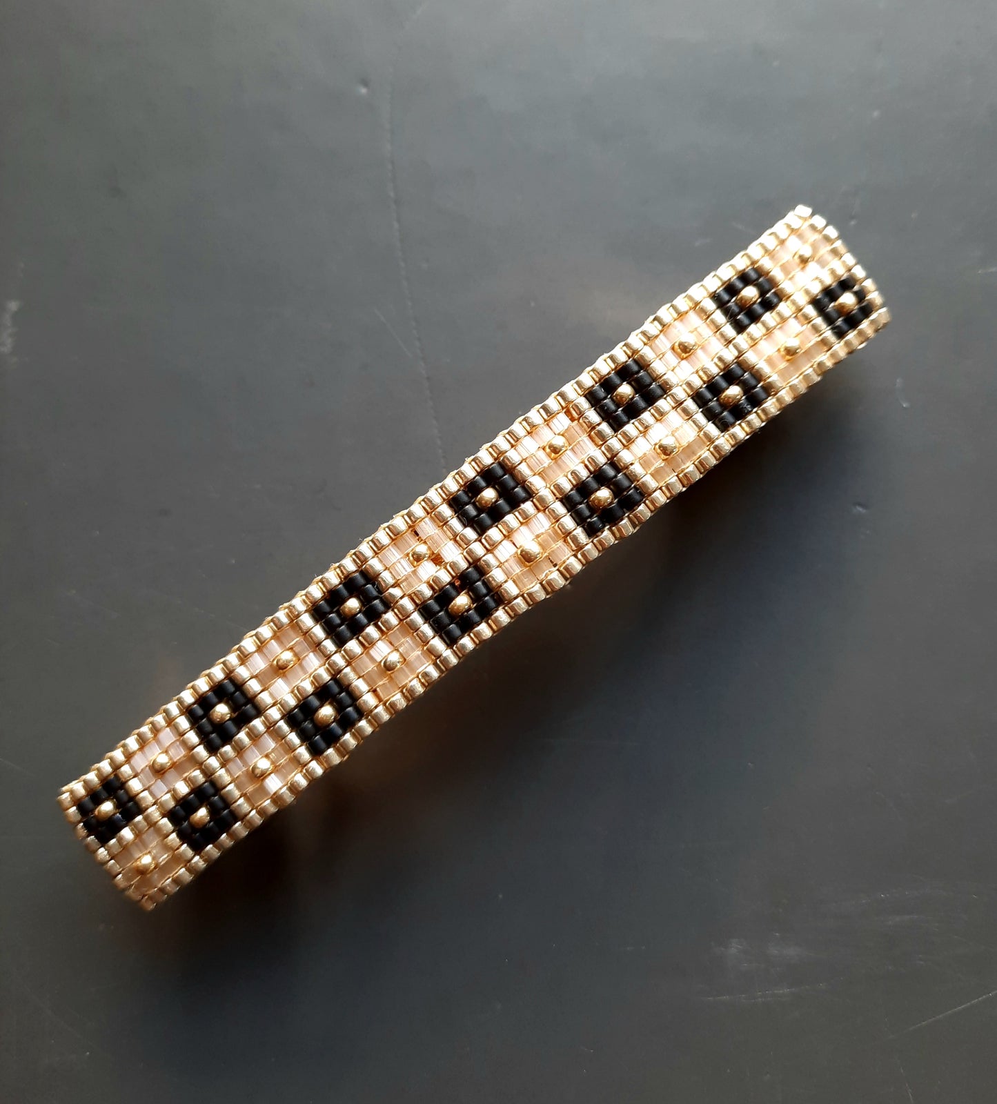 Barrette