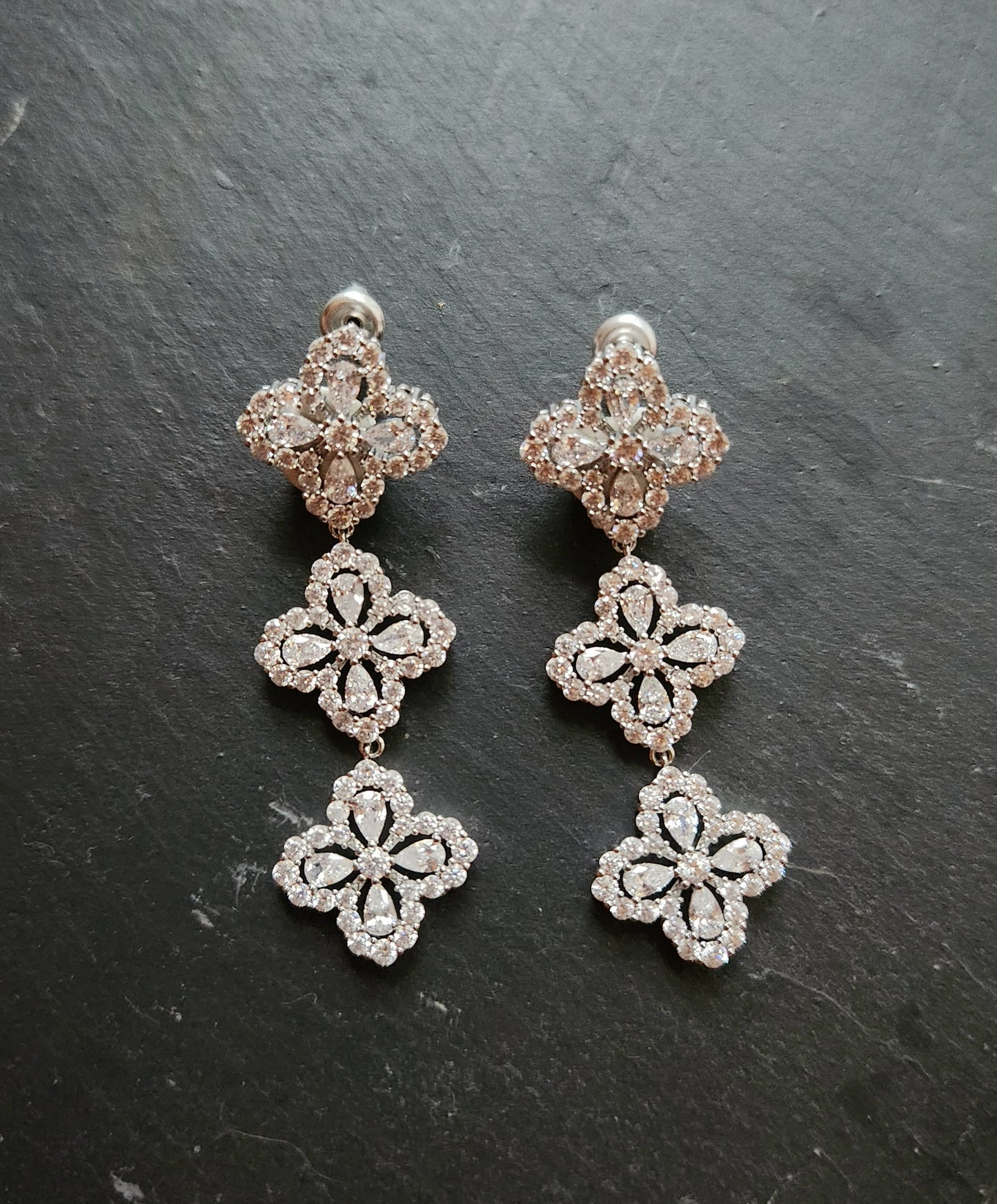 Boucles d'oreille pour oreilles percées