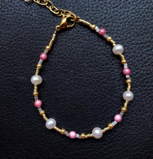 Single-strand bracelet