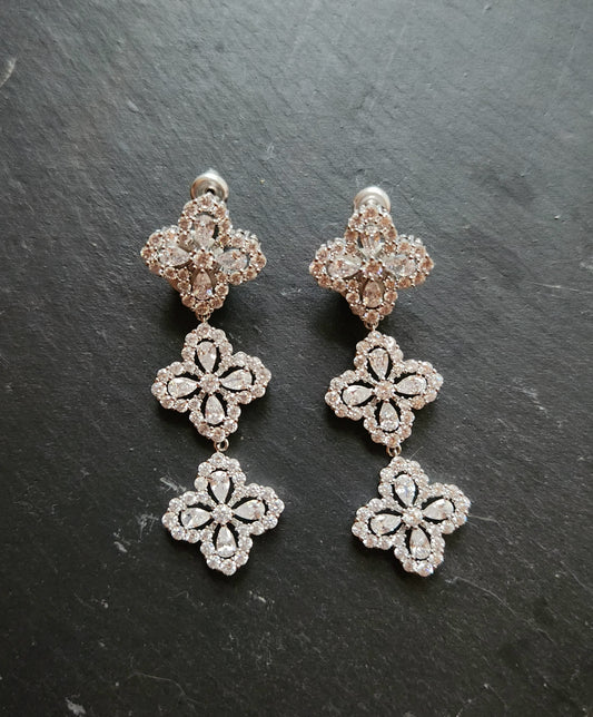 Boucles d'oreille pour oreilles percées